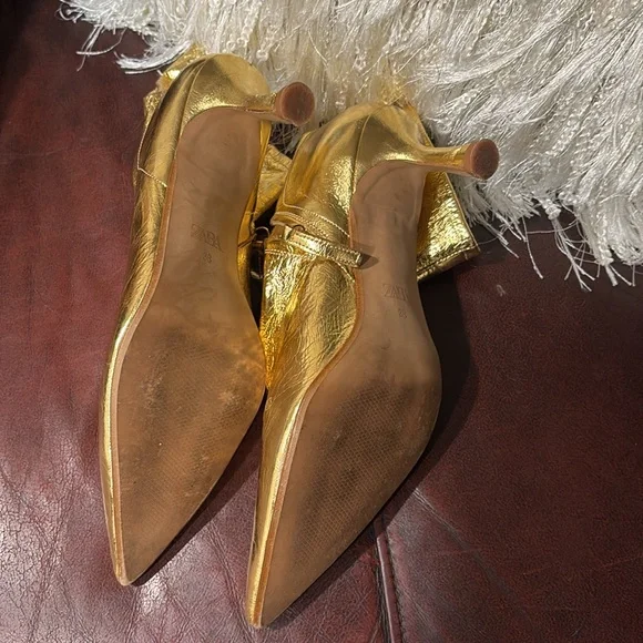 Stylus leather gold, Zara boots - Picture 3 of 3
